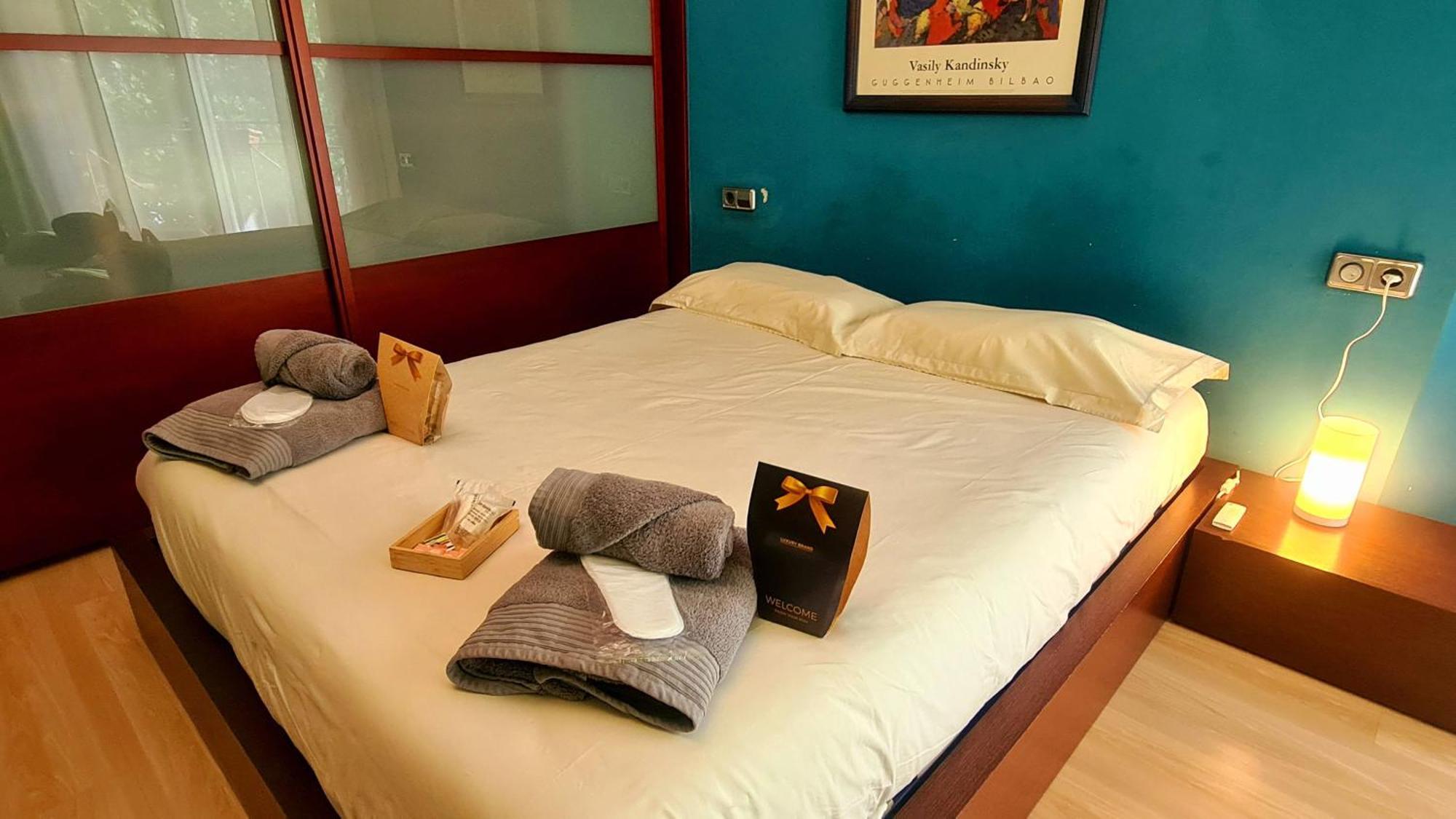 Acogedor Apartamento Girona Centro Apartment Bagian luar foto